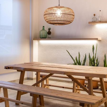 Hostal Residencia Nicolau Sant Antoni de Portmany Exterior foto
