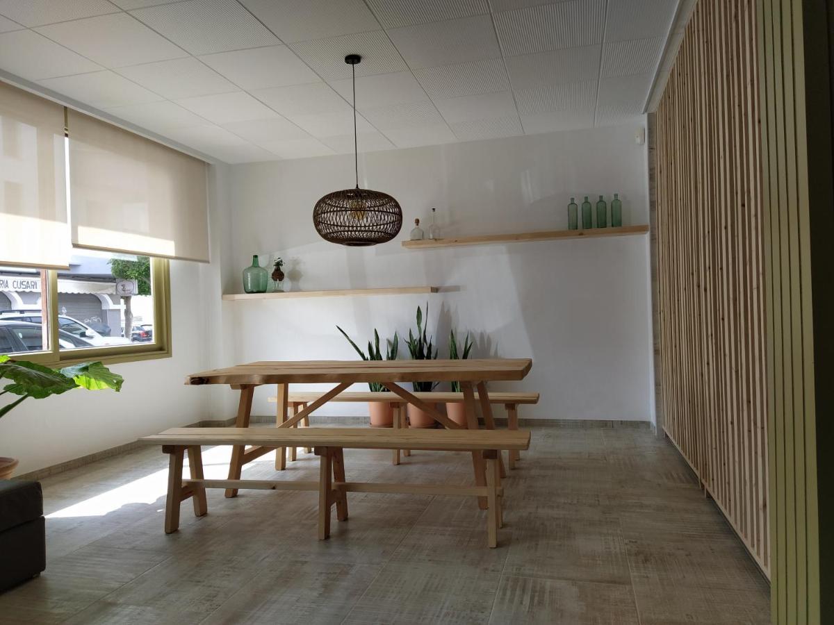 Hostal Residencia Nicolau Sant Antoni de Portmany Exterior foto