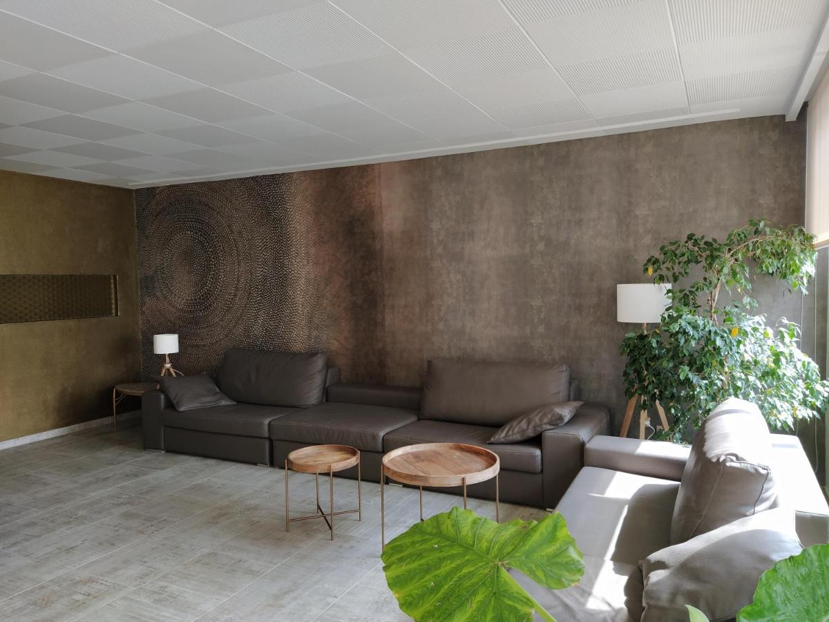 Hostal Residencia Nicolau Sant Antoni de Portmany Exterior foto