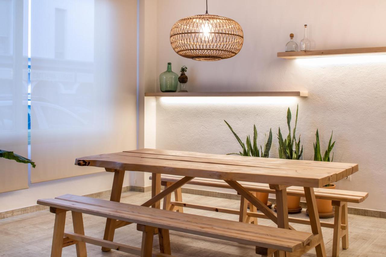 Hostal Residencia Nicolau Sant Antoni de Portmany Exterior foto