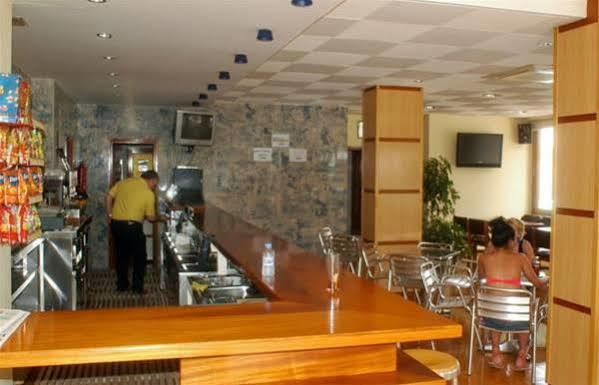 Hostal Residencia Nicolau Sant Antoni de Portmany Exterior foto